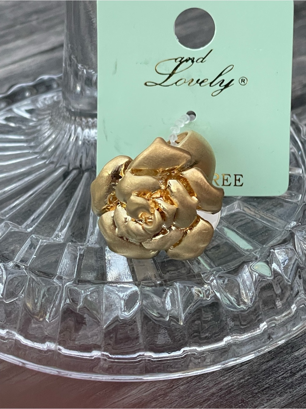 And lovely Gold chunky rose size 7 Ring